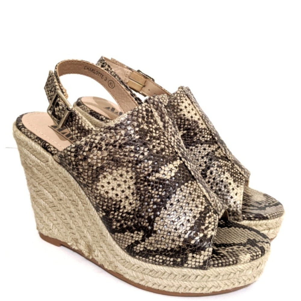 Snakeskin Wedge Shoes